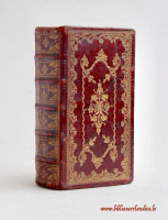 SV-OT-1765-Three-Acorn-1